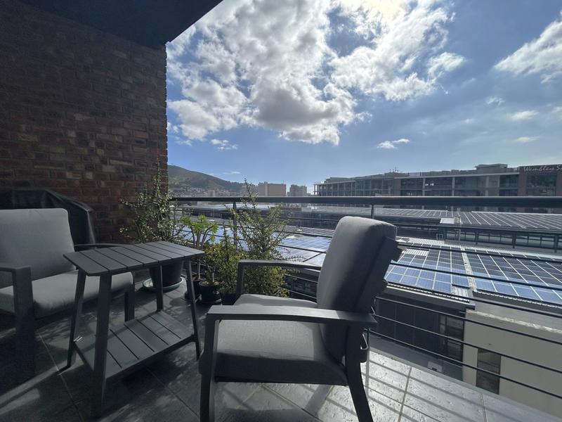 1 Bedroom Property for Sale in Gardens Western Cape